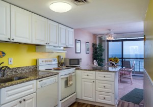 fountainhead1208v2-5-kitchen.jpg