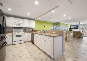 islandbreeze106-12-kitchen.jpg