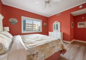 islandbreeze106-25-bedroom-3.jpg