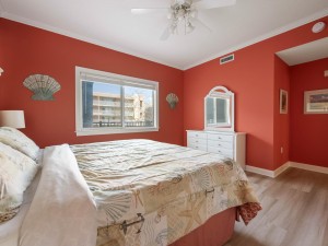 islandbreeze106-25-bedroom-3.jpg