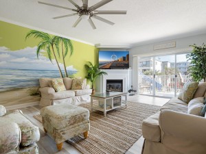 islandbreeze106-9-living-area.jpg