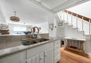 rustyanchor719-11-18-kitchen.jpg