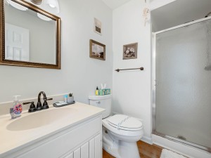 rustyanchor719-11-25-bath-1.jpg