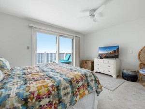 rustyanchor719-11-26-bedroom-1-2nd-floor.jpg