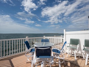 rustyanchor719-11-3-balcony.jpg
