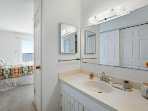 rustyanchor719-11-30-bath.jpg