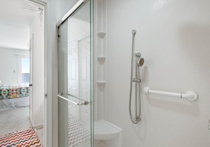 rustyanchor719-11-31-bath.jpg