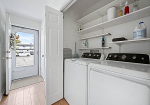 rustyanchor719-11-35-laundry.jpg