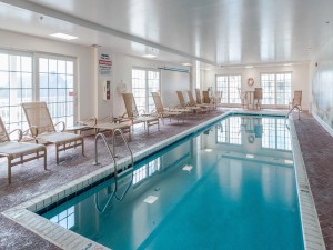 32-indoor-pool.jpg