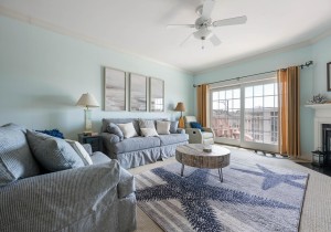 lagunavista209-12-living-area.jpg