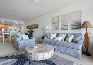 lagunavista209-19-living-area.jpg