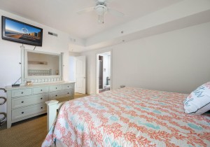 lagunavista209-25-bedroom-2.jpg