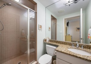 lagunavista209-26-bath.jpg