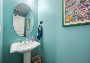 lagunavista209-32-half-bath.jpg