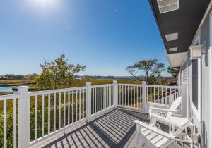 jamestown127b-10-upper-deck.jpg