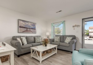 jamestown127b-21-living-area.jpg