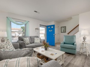 jamestown127b-22-living-area.jpg