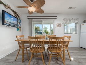 jamestown127b-23-dining-area.jpg