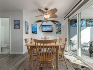 jamestown127b-24-dining.jpg