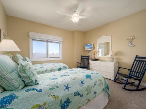 marinerswatch206-5-bedroom-3.jpg