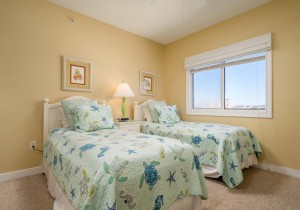 marinerswatch206-6-bedroom-3.jpg