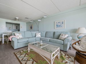 englishtowers1202-14-open-concept.jpg