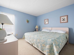 englishtowers1202-20-bedroom-2.jpg