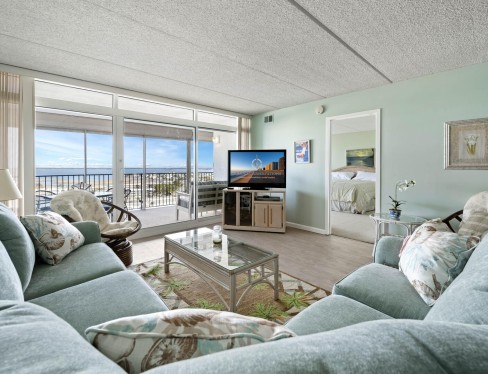 English Towers 1202 (Bay View)
