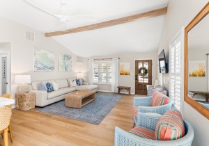 05-d51a9104jpg-living-area.jpg