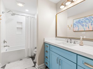 17-d51a9042jpg-bath.jpg