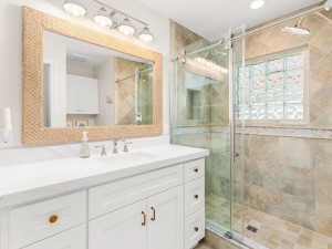 29-d51a8976jpg-bath.jpg