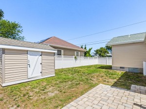 38-d51a9129jpg-back-yard.jpg