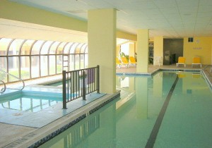 plaza-pool-in.jpg