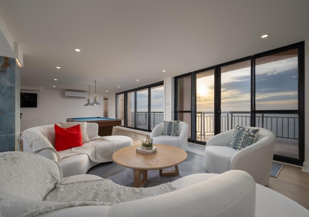 fountainhead1701-7-living-area.jpg