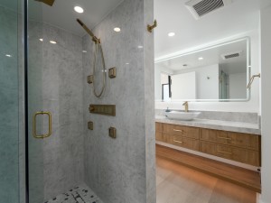 fountainhead1701west-13-bath-1.jpg
