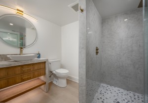 fountainhead1701west-22-bath.jpg