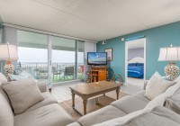 englishtowers1002-14livingarea.jpg