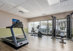 englishtowers1002-19fitness-room.jpg