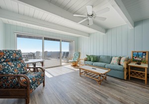 oceanvillage5-16-living-area.jpg
