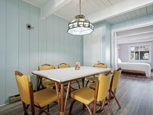 oceanvillage5-21-dining-area.jpg