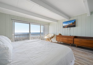 oceanvillage5-27-oceanfront-bedroom.jpg