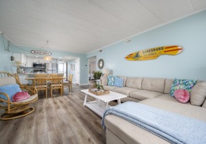 mooring402-13-open-floor-plan.jpg