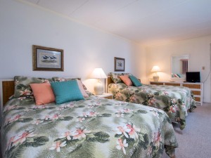 saltysands206-4bedroom2.jpg