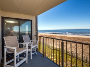 saltysands206-5965oceanfrontbalcony.jpg