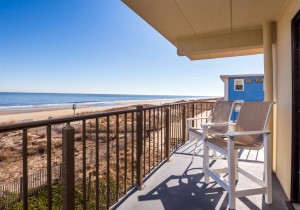 saltysands206-5966oceanfrontbalcony.jpg
