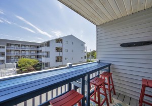 tiffbysea230bv2-2-balcony.jpg