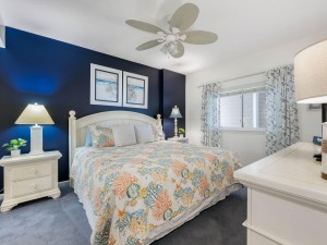 captivabay104-13-primary-bedroom.jpg