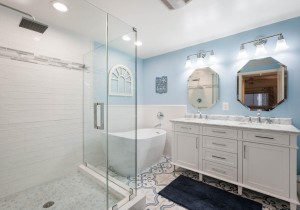 captivabay104-16-primary-bath.jpg