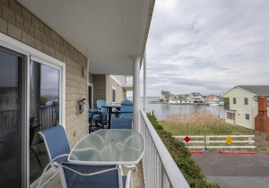 captivabay104-2-balc-and-view.jpg