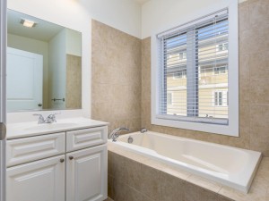 stkitts103-7bath3.jpg